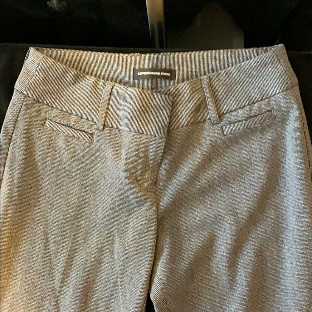 Express Design Studio Size 2 Patterned Capris - image 2